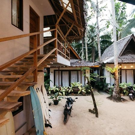 Higala Hostel Siargao General Luna  Esterno foto