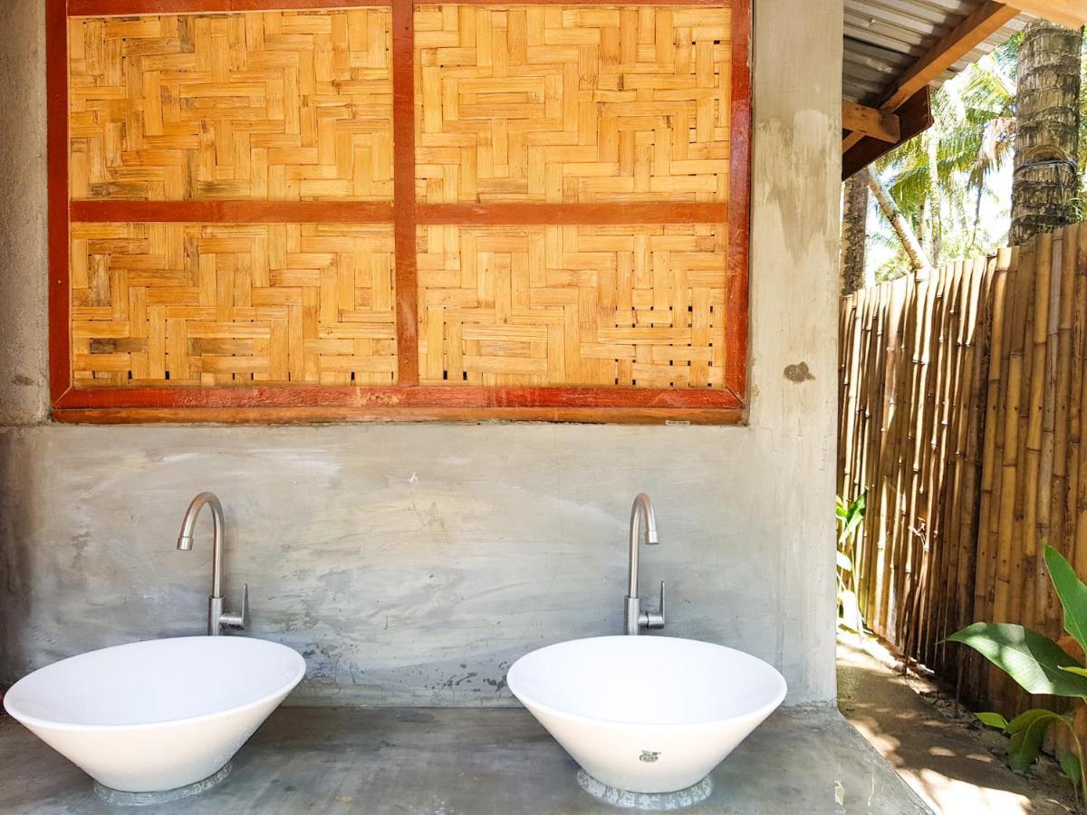 Higala Hostel Siargao General Luna  Esterno foto