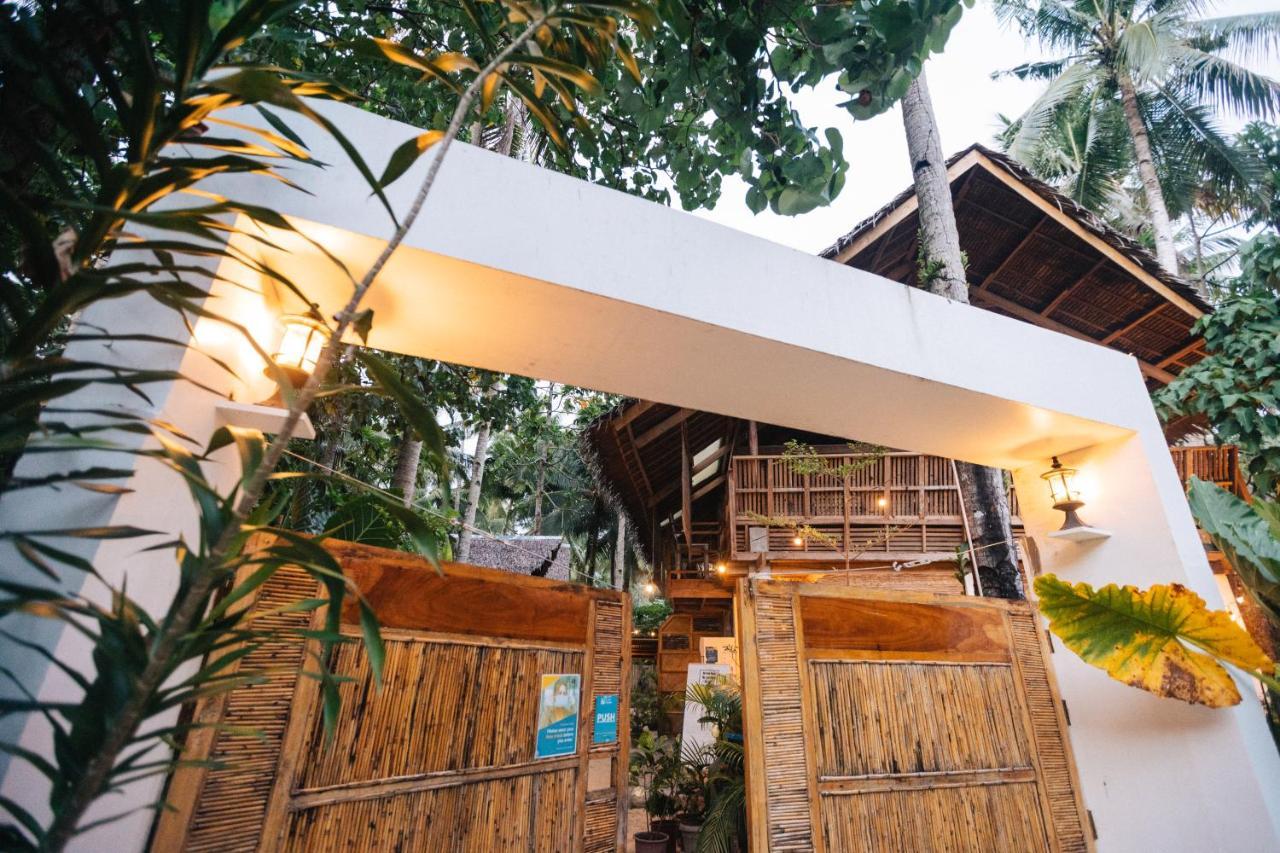 Higala Hostel Siargao General Luna  Esterno foto